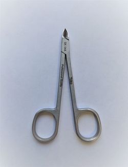 Yoko SK 044 - Кусачки для педикюра и подологии без пятки Глазки, 8мм