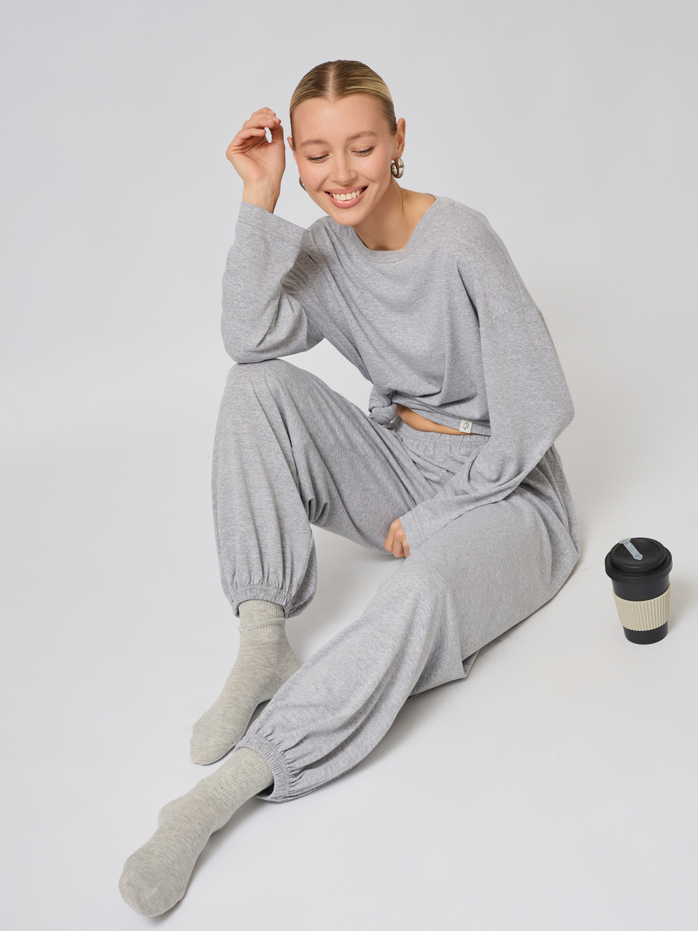 Лонгслив базовый оверсайз из вискозы