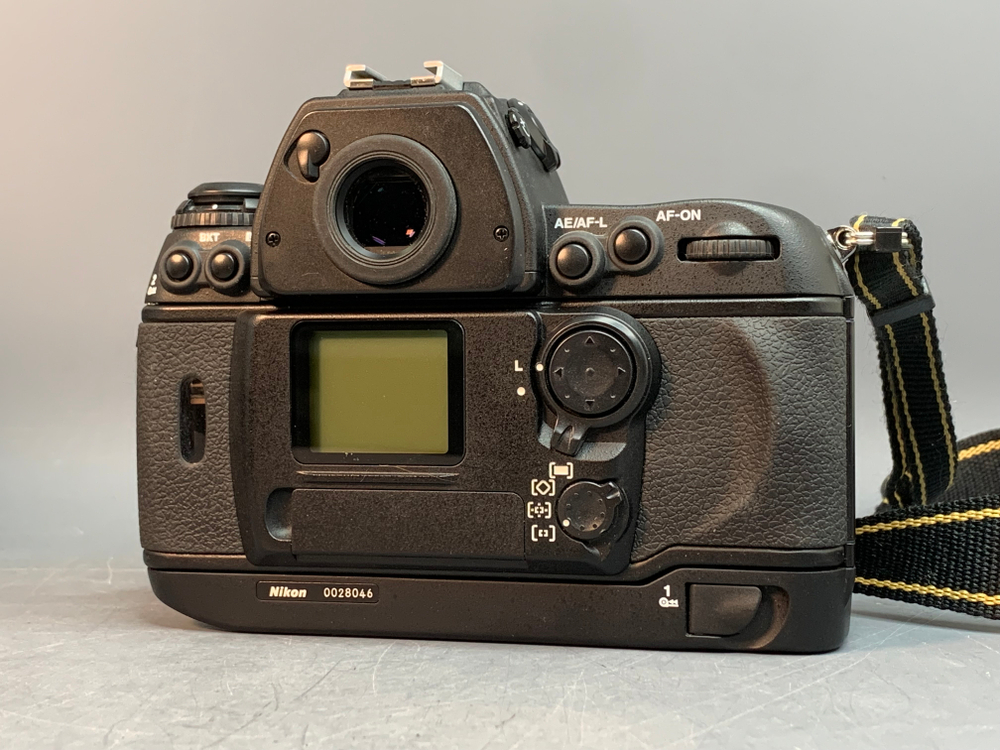 Nikon F6 body