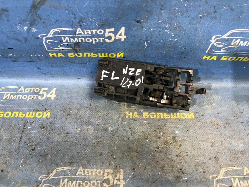 Ручка двери передней левой салонная TOYOTA WILL VS 2002