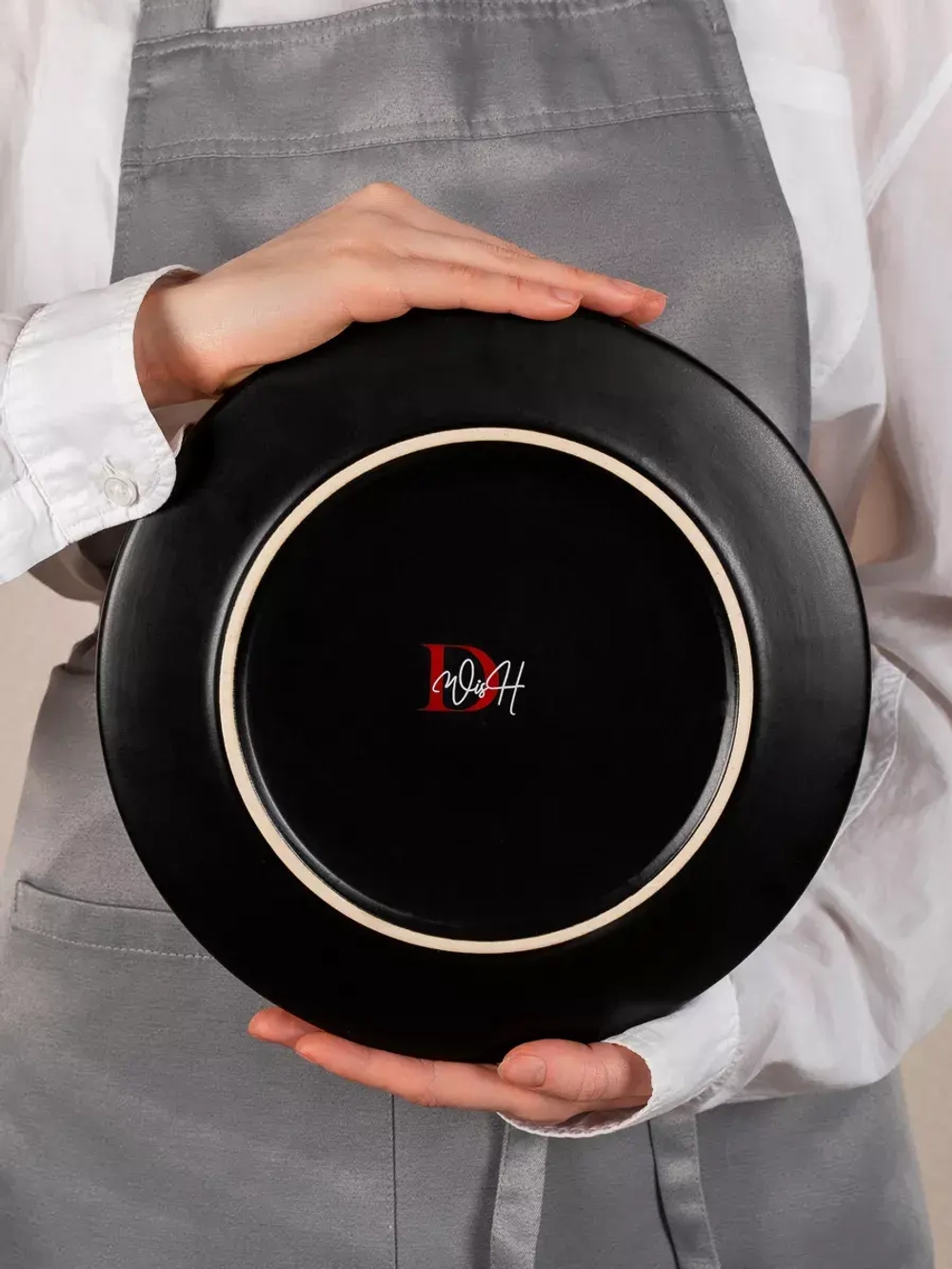 Набор посуды 2 тарелки плоские черные с бортиком 26 см