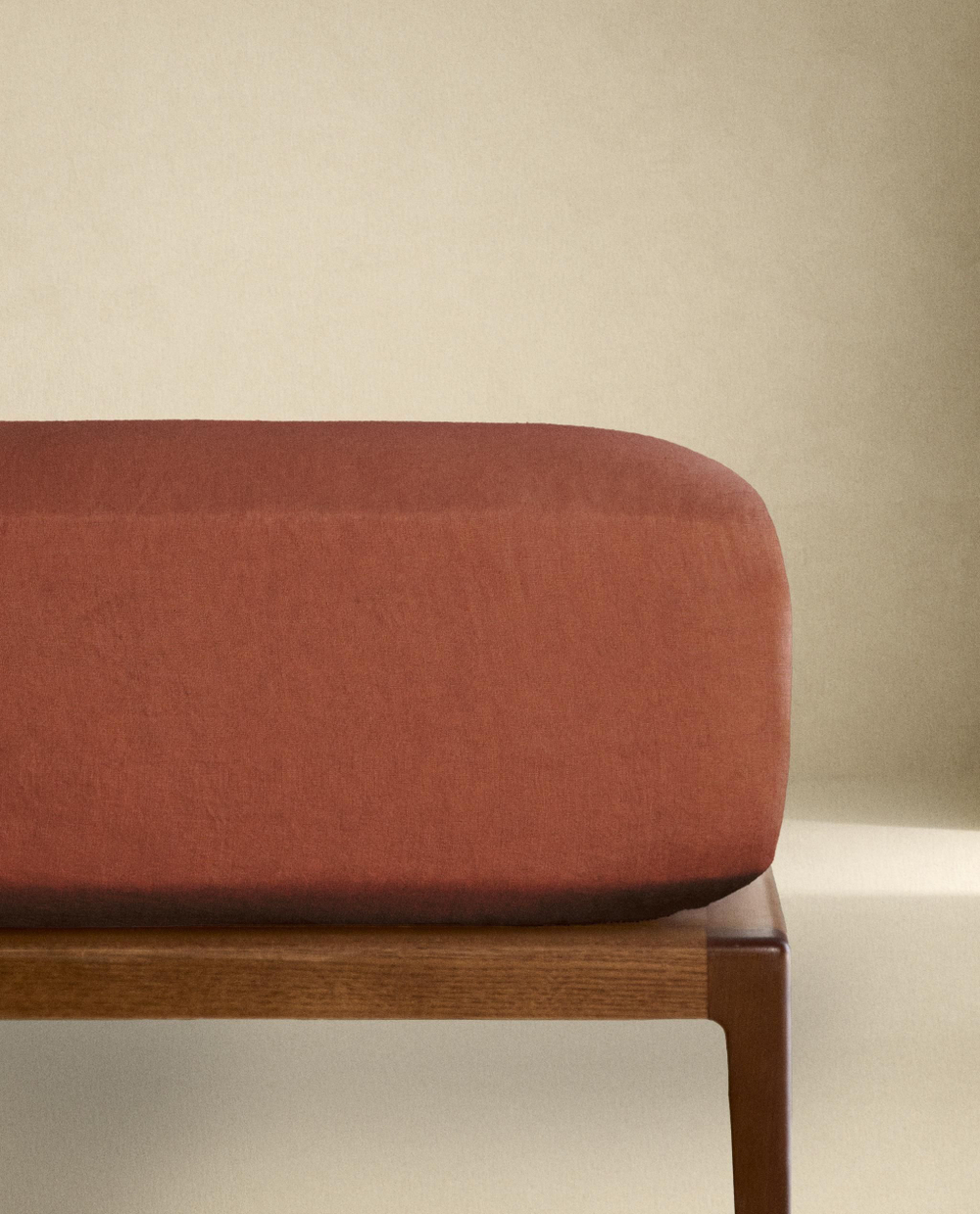 Zara Home - Простыня брюки из постиранного льна, высота 30 см (140 г / м2), кремовый, 200х200х30 см