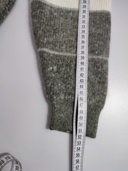 Свитер с шерстью 48 размер