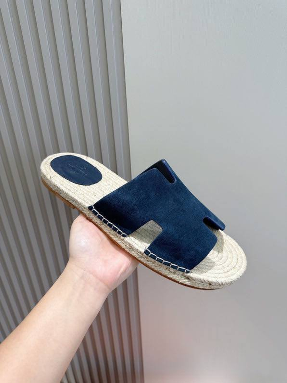 Шлепанцы Hermes