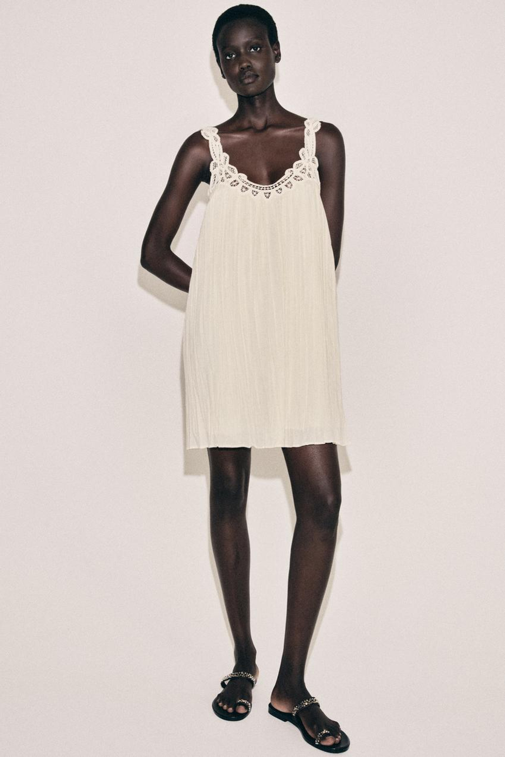 ZARA ПЛАТЬЕ С ВЫШИВКОЙ НА БРЕТЕЛЯХ — ZW COLLECTION, ЭКРЮ