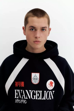 PULL&BEAR Толстовка с капюшоном Evangelion, черный