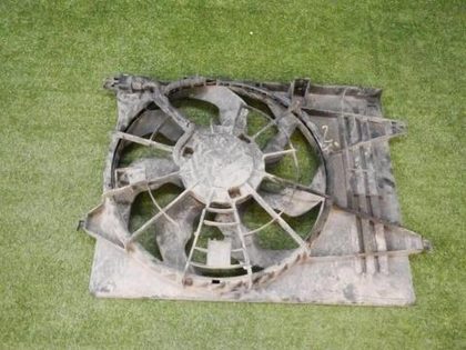 Диффузор с вентилятором Kia Sportage 3 SL (2010-2016)