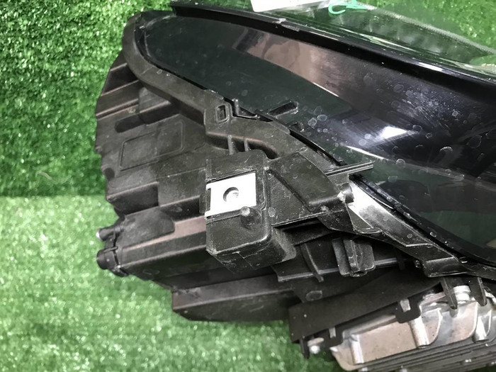 Битая Фара правая Geely Monjaro (2021-н.в.) LED