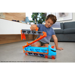 Вилс Автовоз Скоростная автотрасса с хранилищем для машинок Hot Wheels GVG37