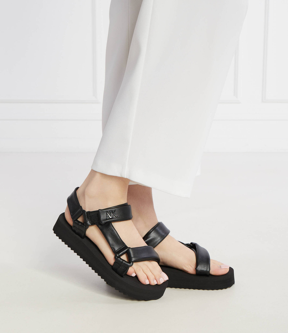 Босоножки Armani Exchange - черный(XDP044 XV841)