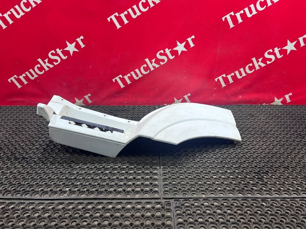 Корпус подножки левый