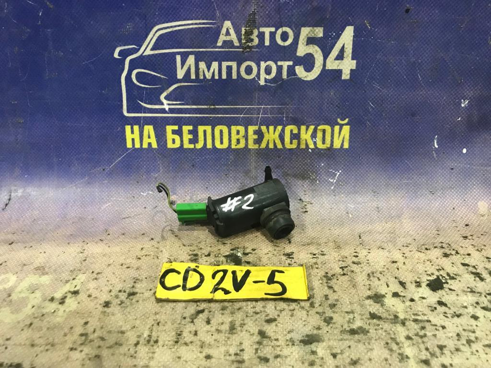 Моторчик бачка омывателя MITSUBISHI LIBERO 2001