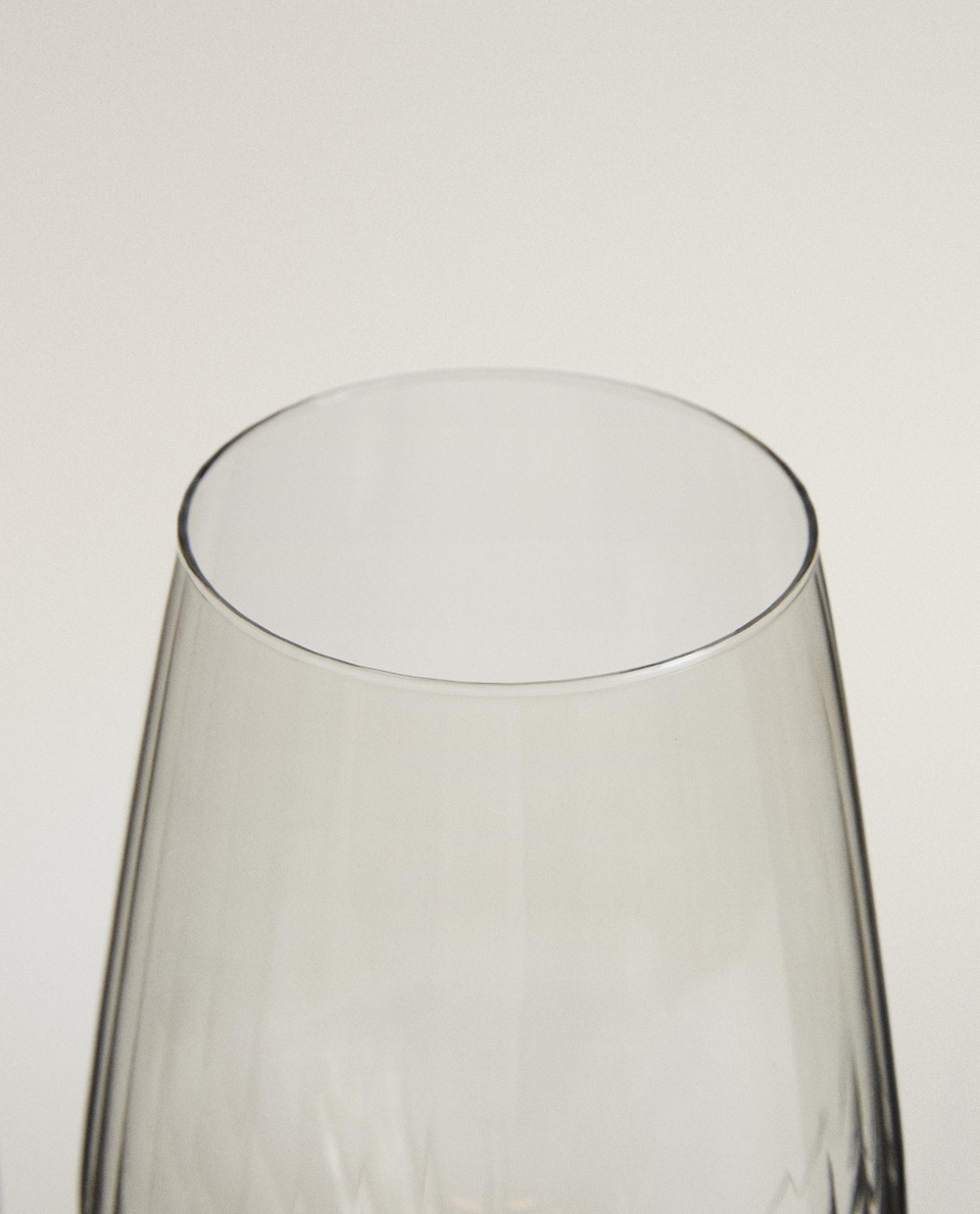 Zara Home бокал из стекла, цвет серый, 21.7 см