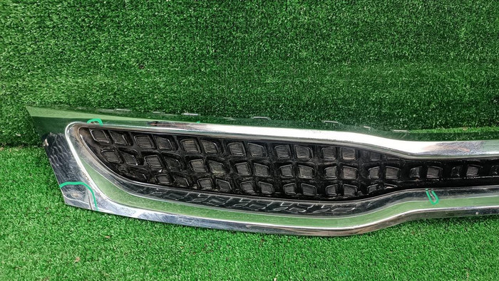 Решетка радиатора KIA Rio 4 X-Line (2017-2020)