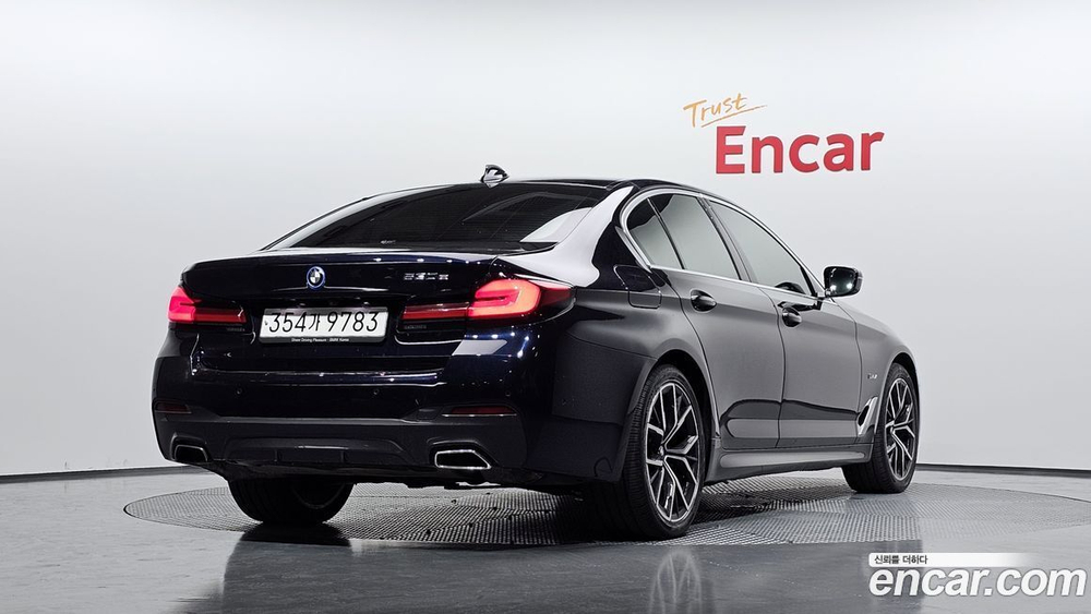 BMW 5 Series (G30) 530e M Sports (01.2022)