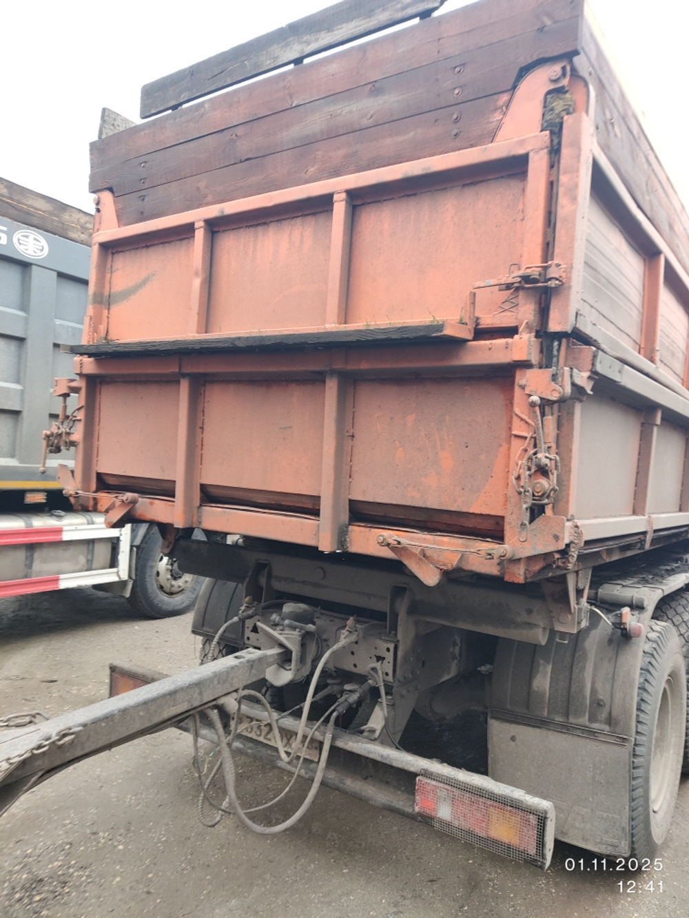 КамАЗ 45143 6x4 Зерновоз 45143-5H (Дизельный, 6,7 л, 301 л.с., МТ)