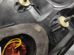 Фонарь задний левый LED Genesis G80 1 16-20 Б/У Оригинал 92401B1020