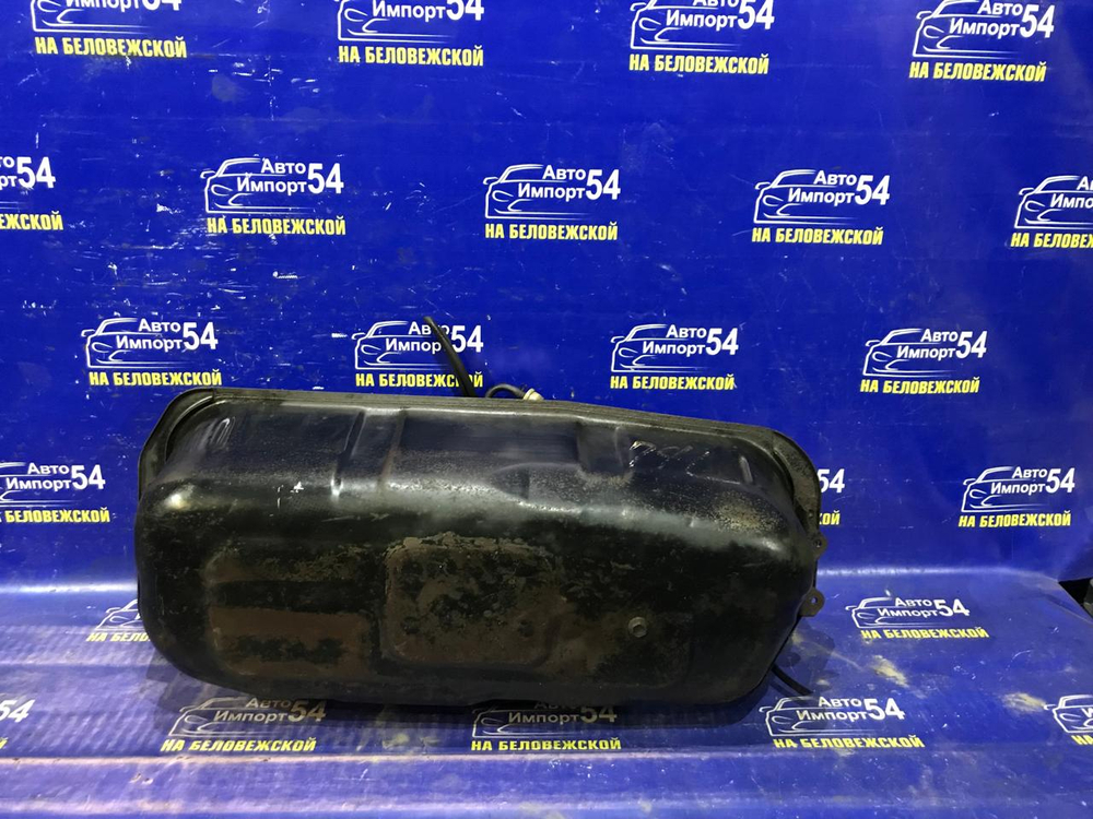 Бак топливный TOYOTA HILUX SURF 1992