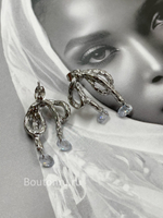 Серьги серебристые бантики с подвесками