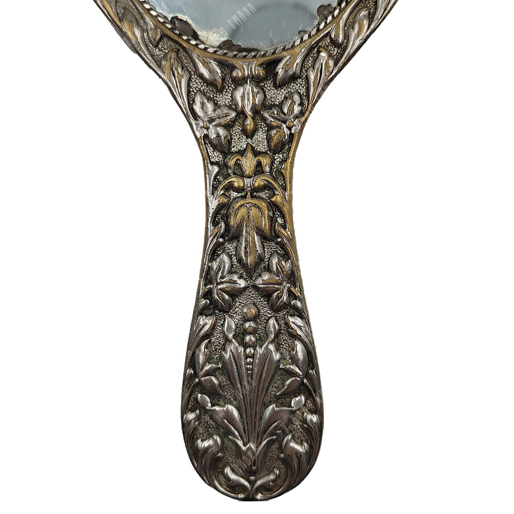 Ручное зеркало. Чеканка, посеребрение, металлический сплав, зеркало. До 1917 г.