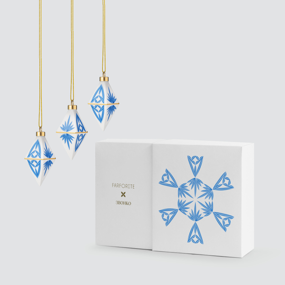 Набор из 3 елочных игрушек Farforite «Звонко» в подарочной коробке
