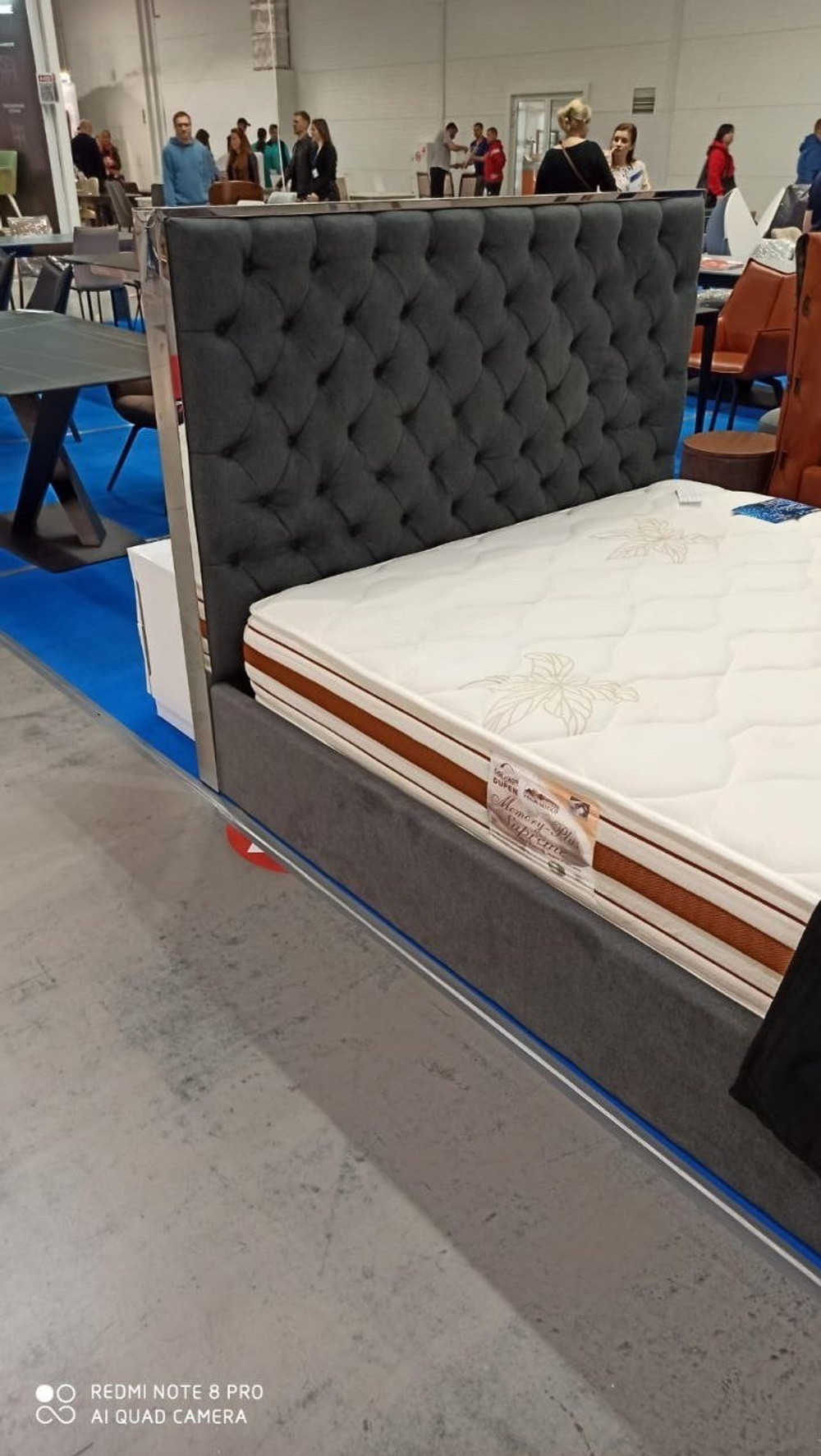 Кровать LBD1704 серая