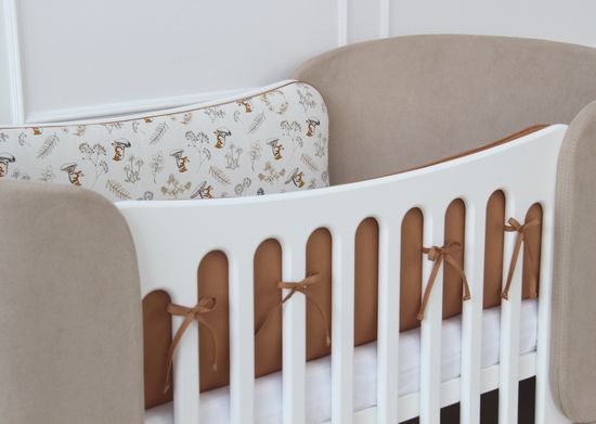 Мягкие бортики для кроватки KIDI soft "Зайчики с грибами" (мокко, сатин)