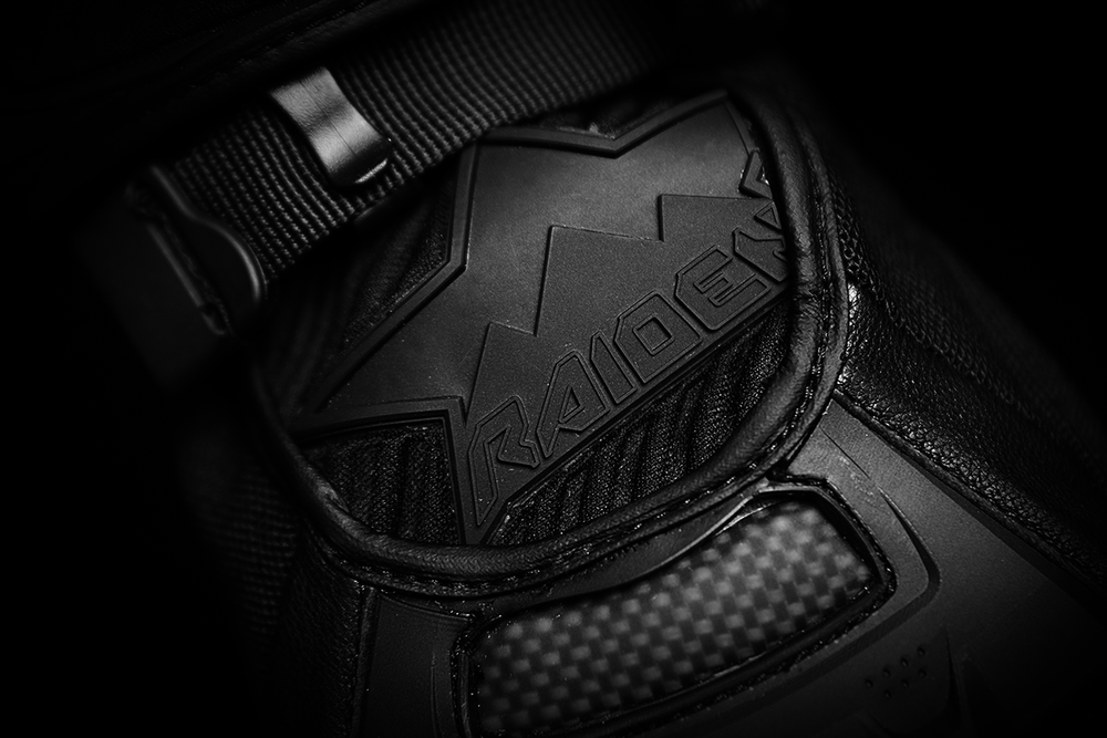 Мотоперчатки - Icon Raiden Alcan