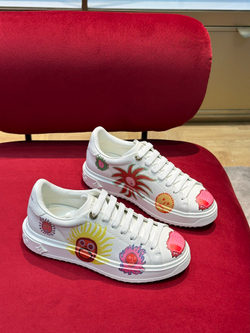 Louis Vuitton Time Out Kusama