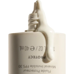 Солнцезащитный минеральный флюид с увлажняющим действием SPF30