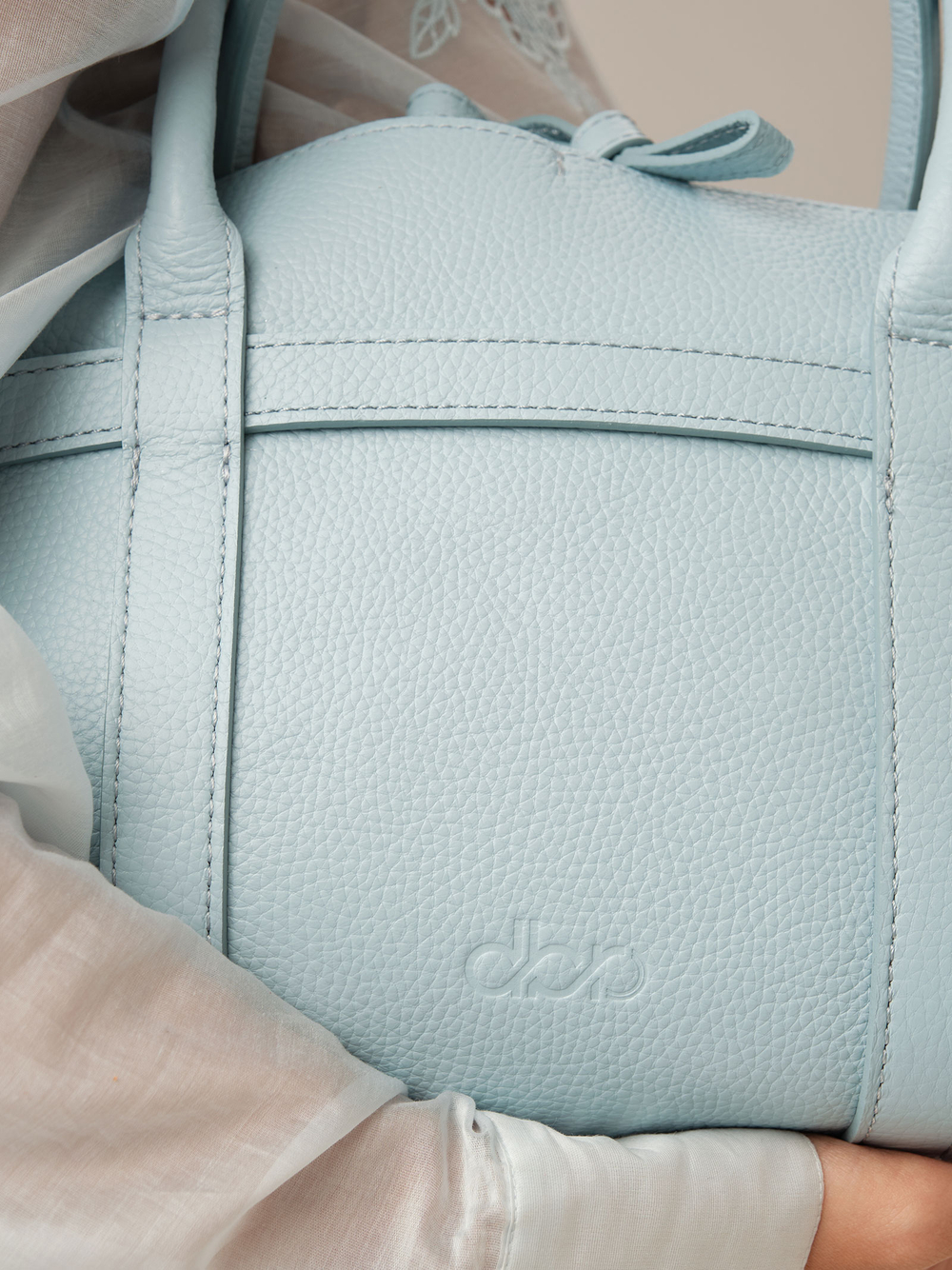 Кожаная сумка тоут Anello DBR 31405 светло-голубой