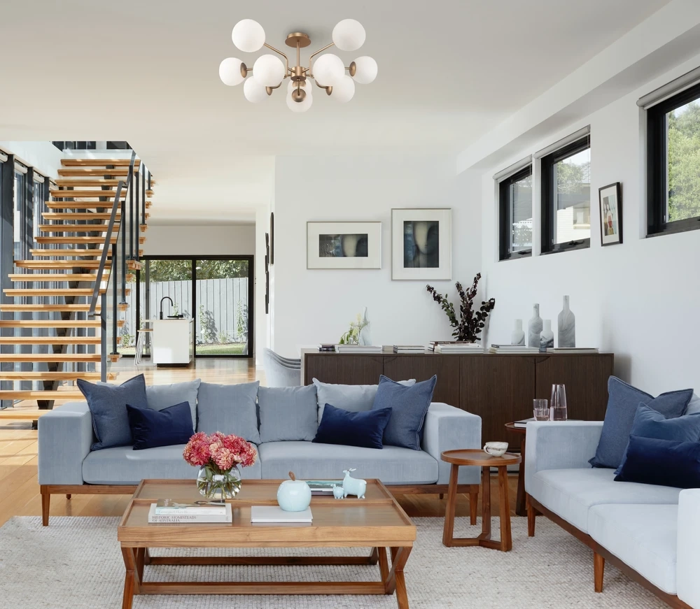 Потолочная люстра Maytoni ERICH MOD221PL-10G