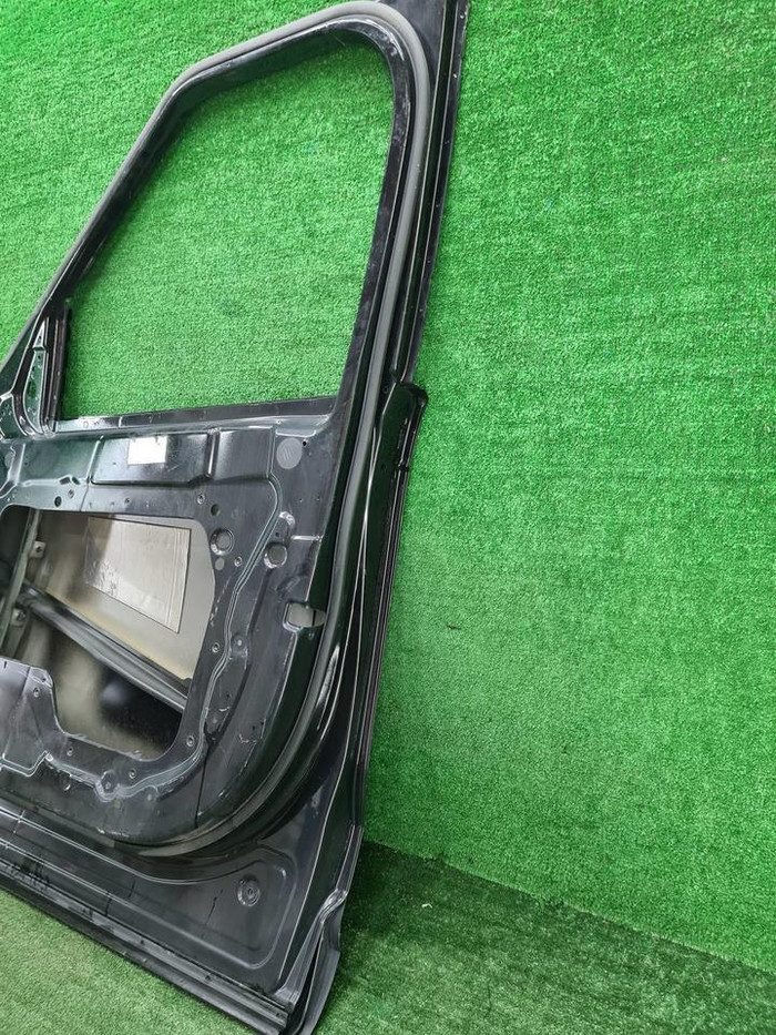 Дверь передняя правая Land-Rover Discovery 5 16-нв