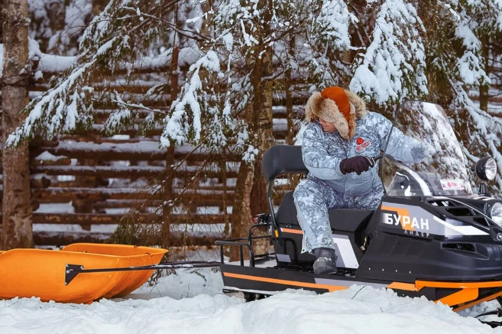 Снегоход РУССКАЯ МЕХАНИКА Лидер АДЕ