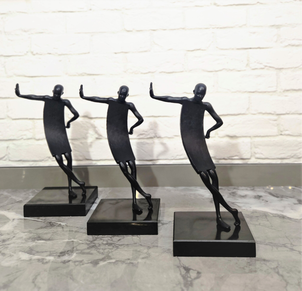 Статуэтка Resting Man