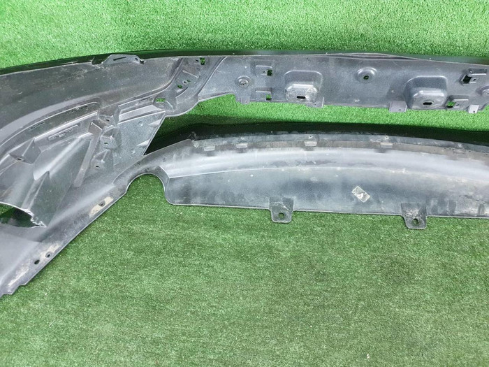 Бампер передний Lada Granta (2018-н.в.)