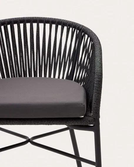 Полубарный стул Yanet черный