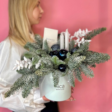 Новогодняя композиция со свечами в синем цвете 181220253