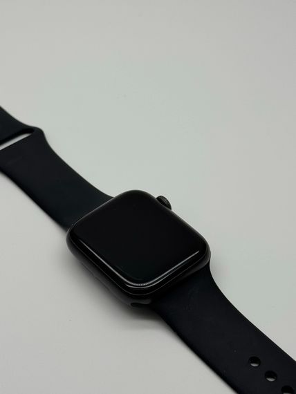 Apple Watch 5 44mm Space Gray