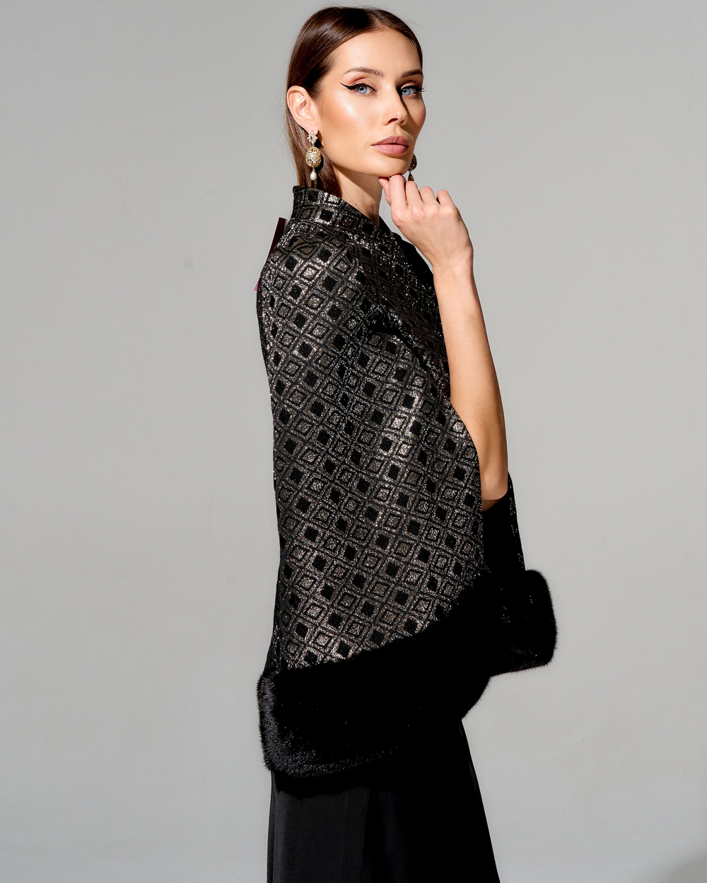 Жакет "София" с меховой отделкой