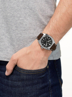 Мужские японские наручные часы Citizen NJ0100-11E