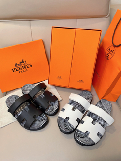 Hermes Chypre Sandal (2 colors)