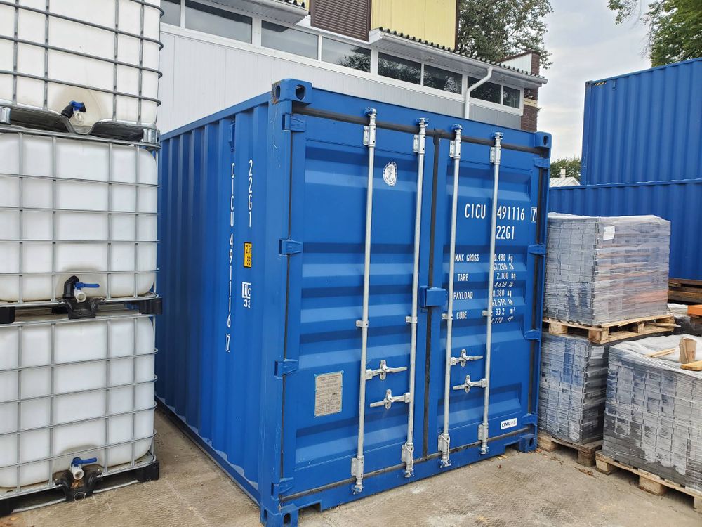 Контейнер морской 6,0х2,4х2,6 (22G1)