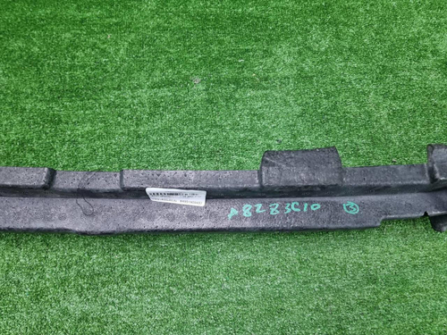 Абсорбер переднего бампера Audi A8 4 D5 (17-22)