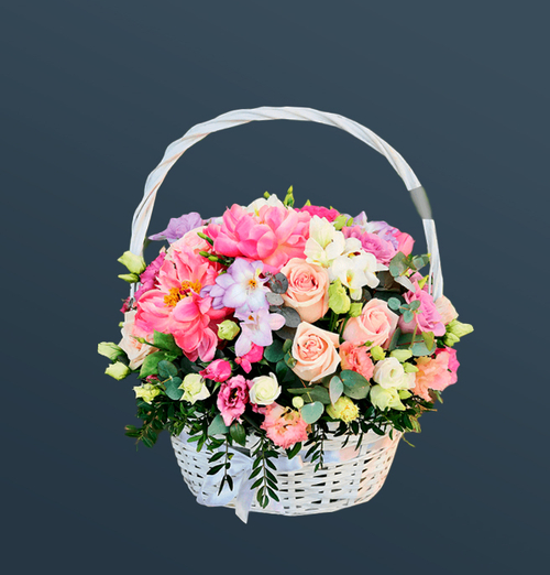 Букет цветов в корзине Ласковый май