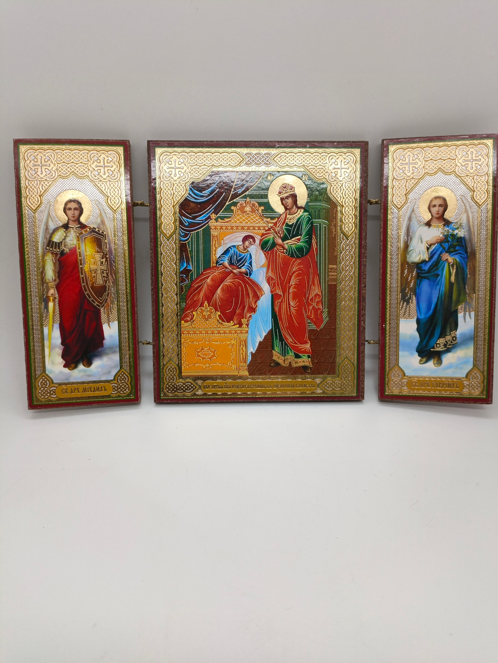 Складень тройной  Пресвятая Богородица " Целительница " Св. Михаил и Гавриил 21х12