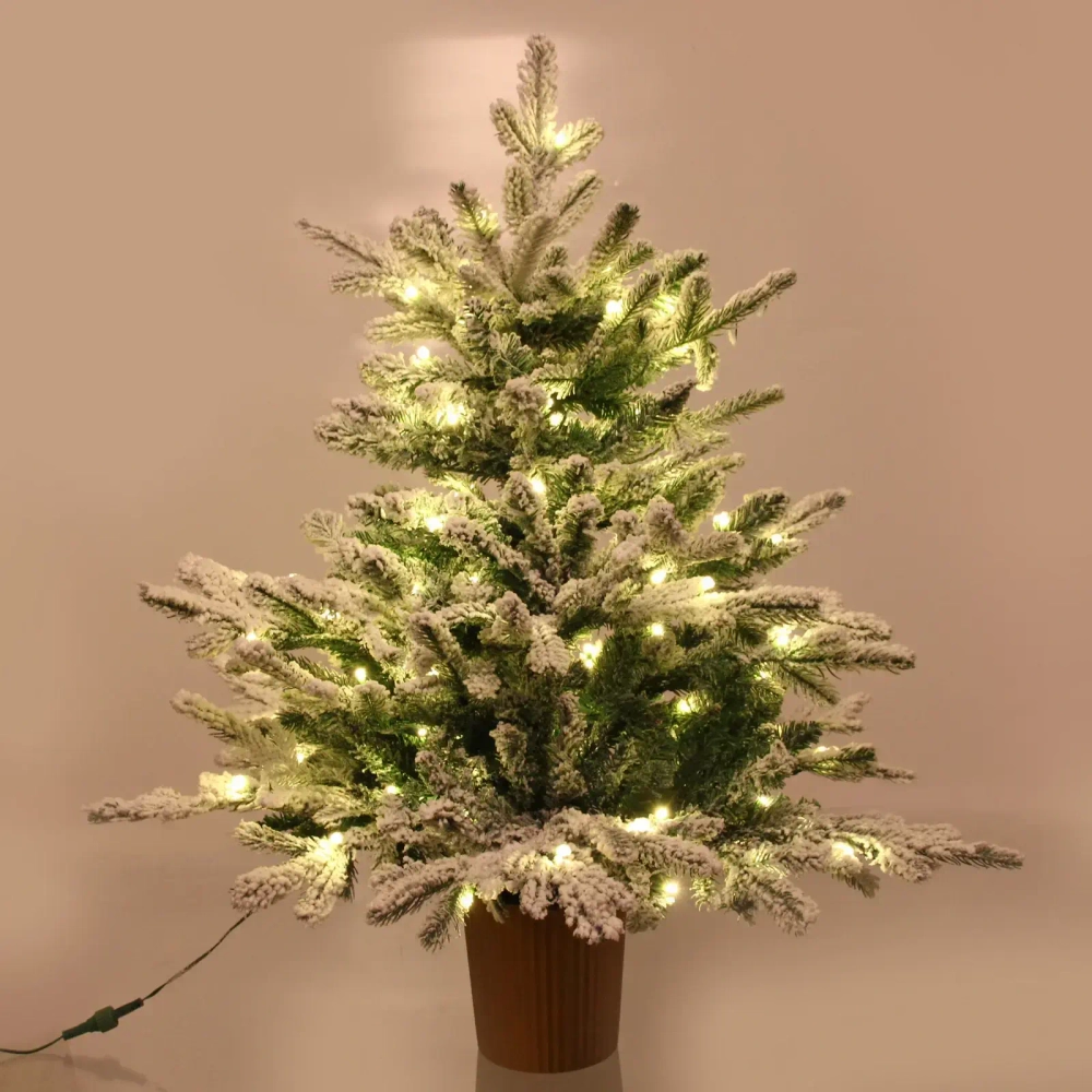 Ёлка в горшке «Лесное сияние» 90 см, резина (175 веток) 100 ламп LED