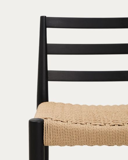 Полубарный стул Analy из массива дуба в черной отделке и веревочным сиденьем 65 см
