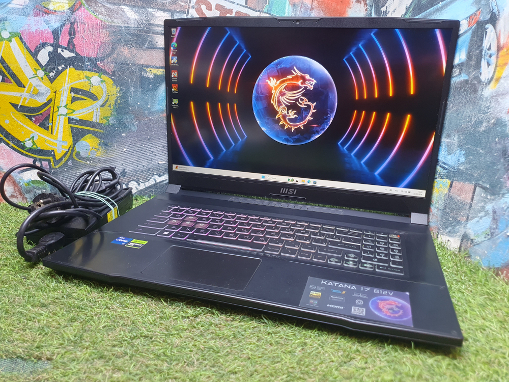 Ноутбук MSI i7-12/16Gb/RTX 4070 8Gb/FHD/144Hz/GF76 Katana 17 B12VGK-275XRU