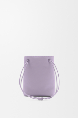 Loewe Сумка-мешок Pebble из гладкой телячьей кожи, сиреневый
